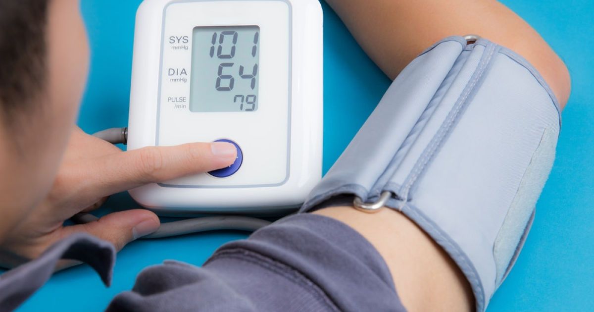 Pentingnya Mengontrol Tekanan Darah Setelah Usia 50 Tahun untuk Kesehatan Jangka Panjang